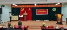 Lễ kết nạp đảng viên mới 2 đồng chí Lê Thị Thu Yến, Nguyễn Thị Huế