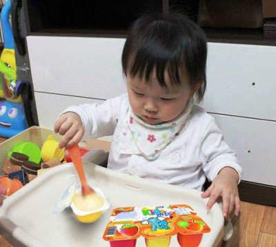 Hướng dẫn các mẹ cách cho bé ăn sữa chua khoa học nhất