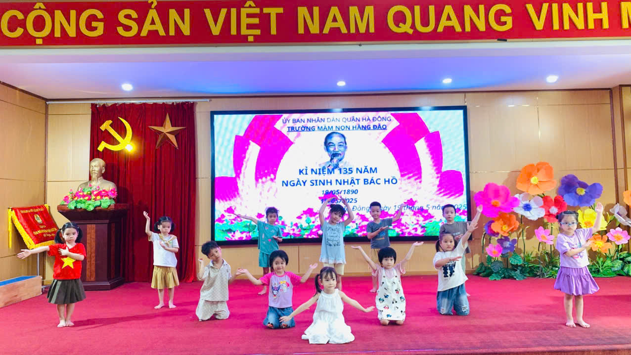 Chào mừng kỷ niệm 135 năm ngày sinh nhật Bác (19/5/1890 - 19/5/2025)